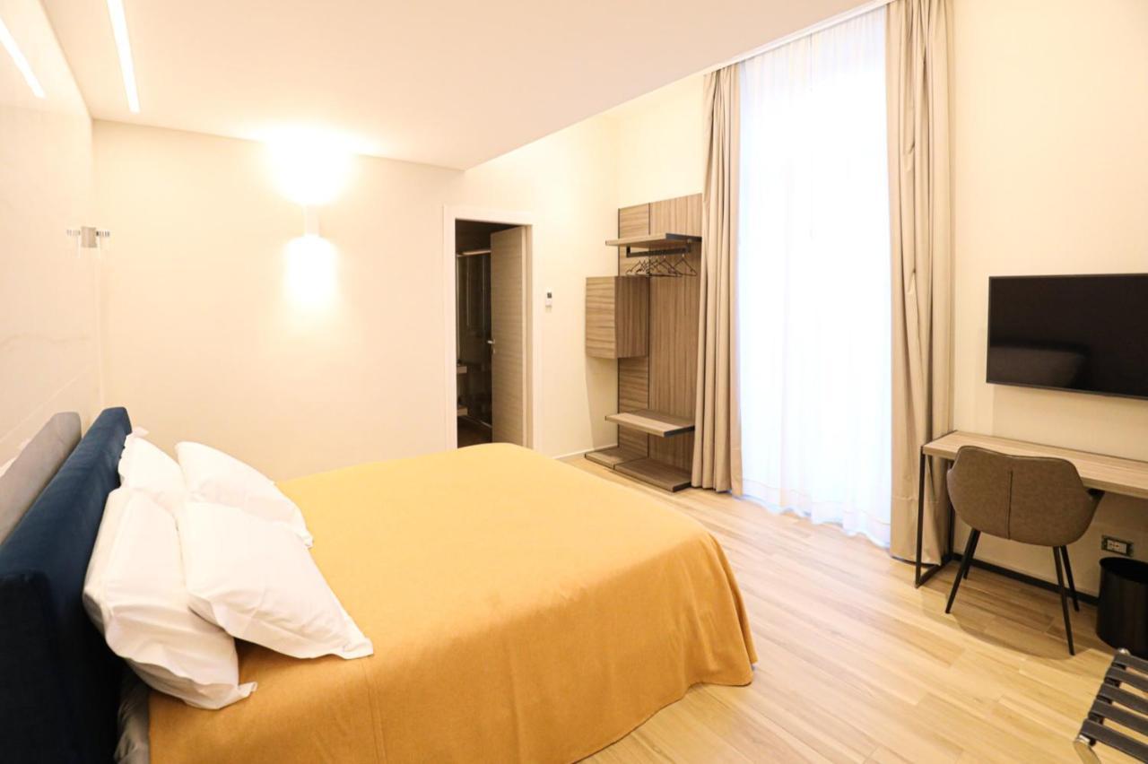 Municipio Luxury Suite Neapel Exteriör bild