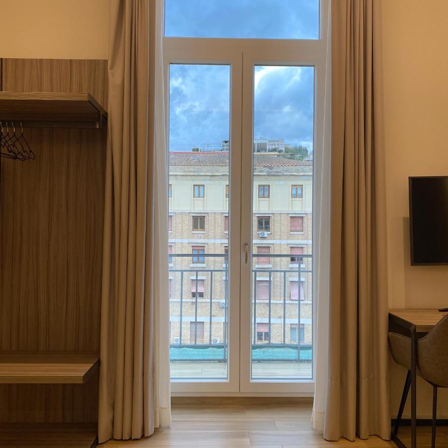 Municipio Luxury Suite Neapel Exteriör bild