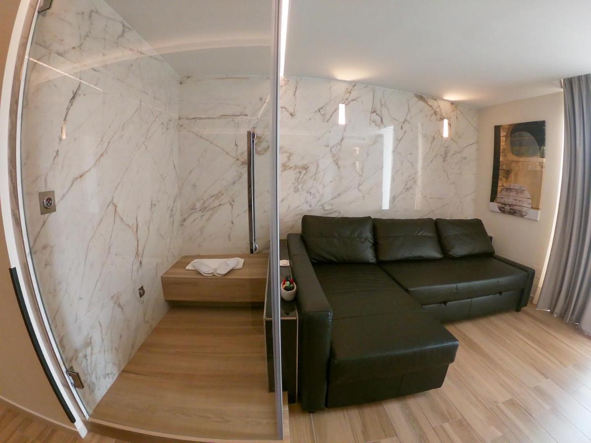 Municipio Luxury Suite Neapel Exteriör bild